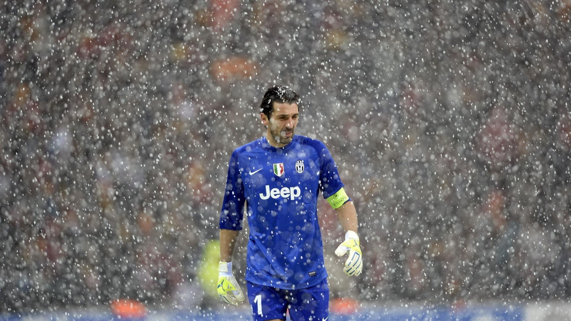 斯图加特球员展现出强大攻击力，轻松取得胜利，斯图加特转入球员