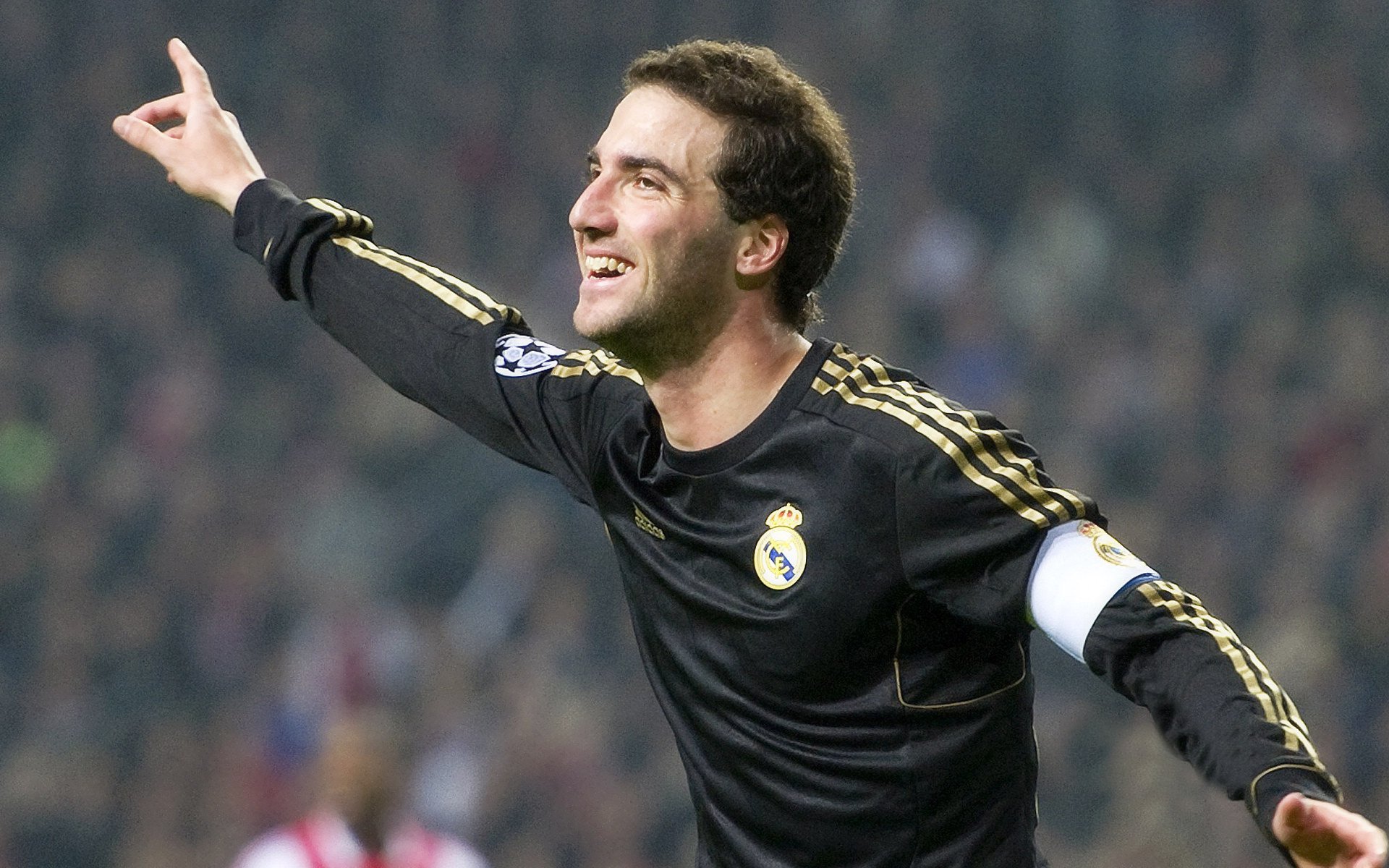 电竞职业选手的日常生活揭秘，电竞职业选手生活作息